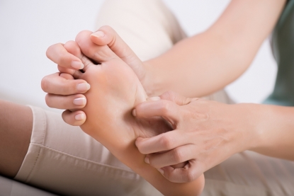 Grattarsi i piedi: il Prurito